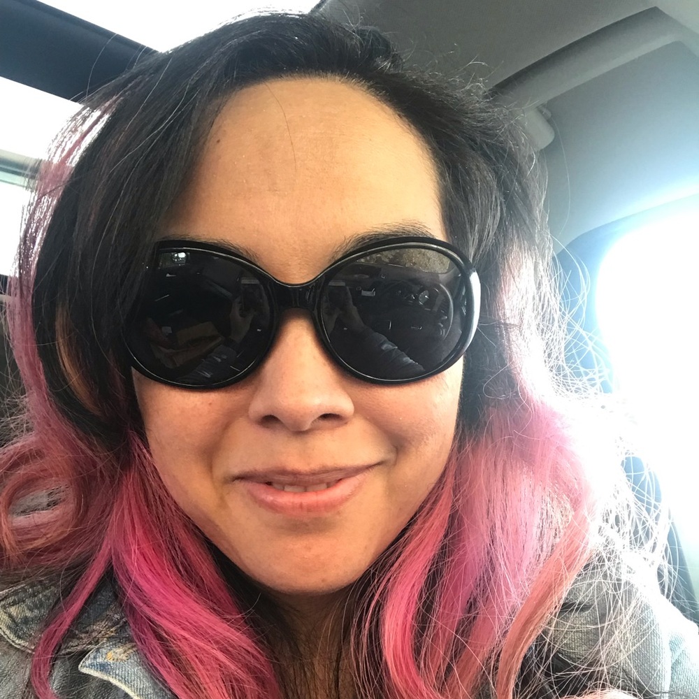 Meet your Posher, Crystal